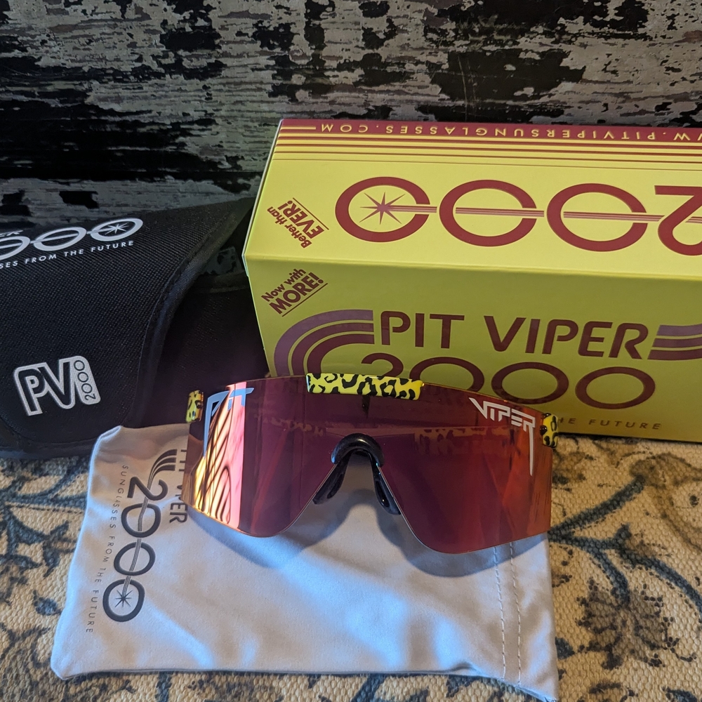 NEW Pit Viper Leopard Carnivore 2000 Sunglasses - Yellow Cheetah Red Mirror Lens